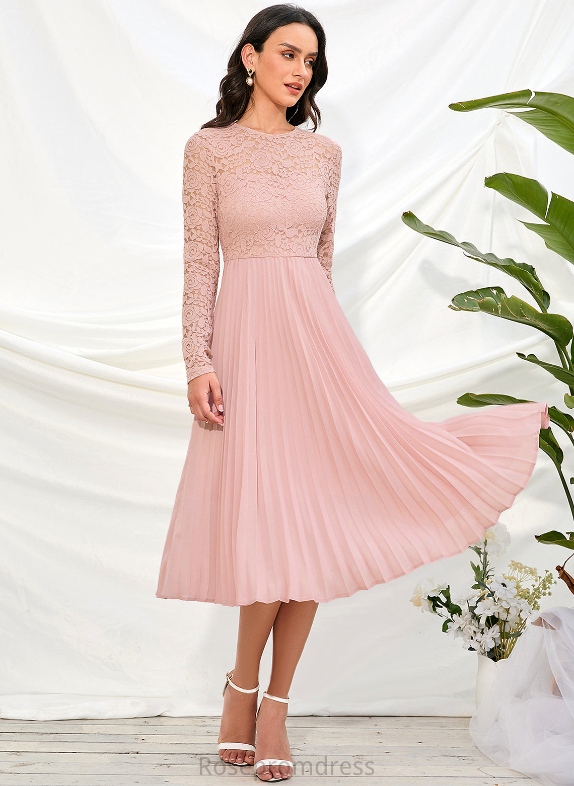 Straps Fabric Knee-Length A-Line Sleeve Sleeves Silhouette Length Ali Bridesmaid Dresses