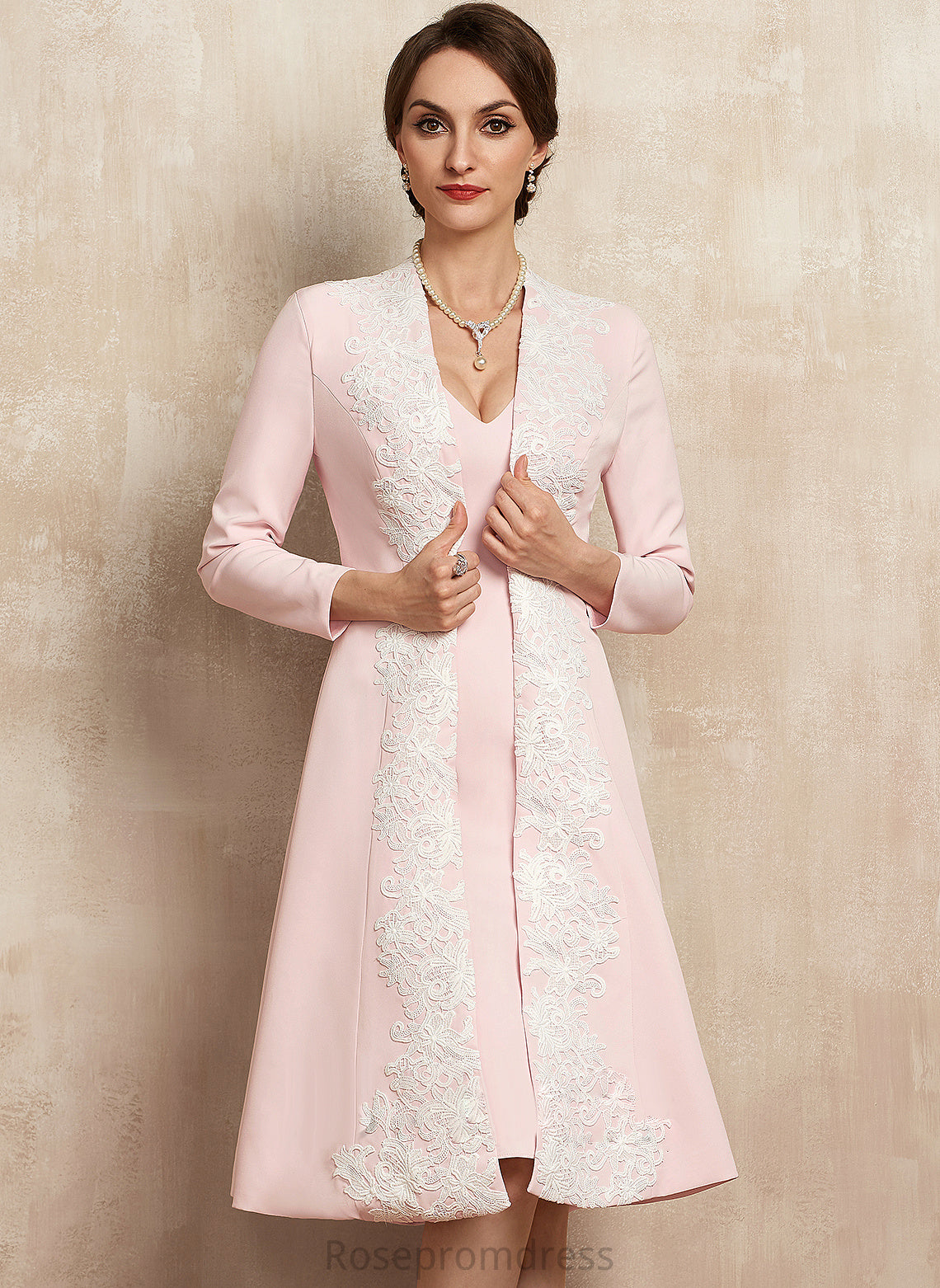 Sheath/Column V-neck Mother of the Bride Dresses Bride of the Crepe Dress Krista Knee-Length Stretch Mother