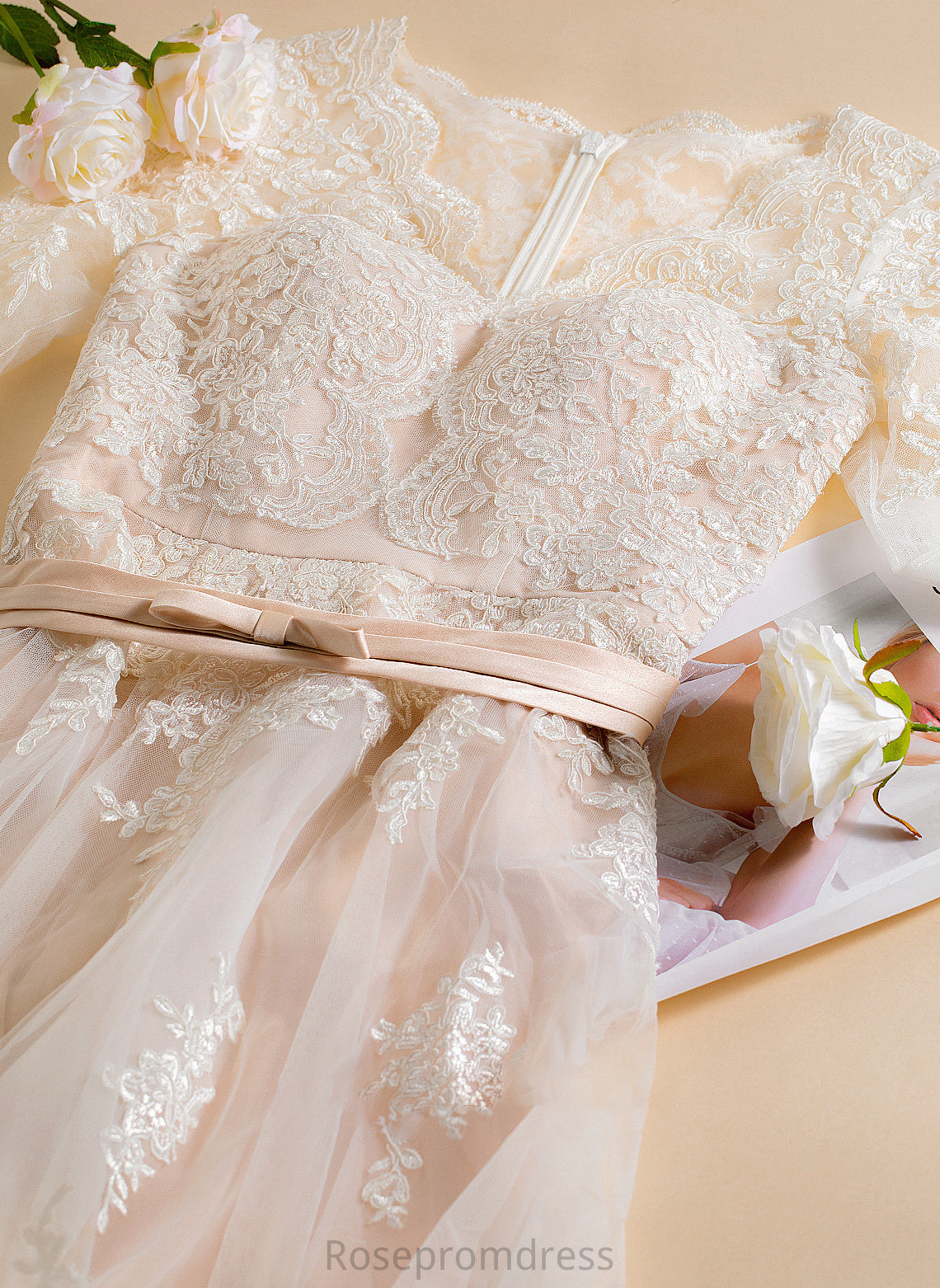 Satin Maisie Asymmetrical A-Line Wedding Dresses Lace Dress Wedding Tulle V-neck