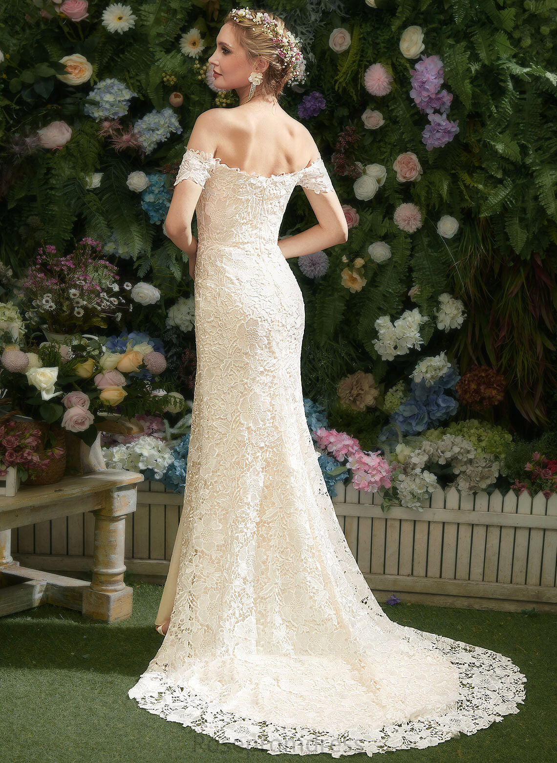 Off-the-Shoulder Trumpet/Mermaid Wedding Dresses Front With Court Wedding Savanah Dress Split Train Lace