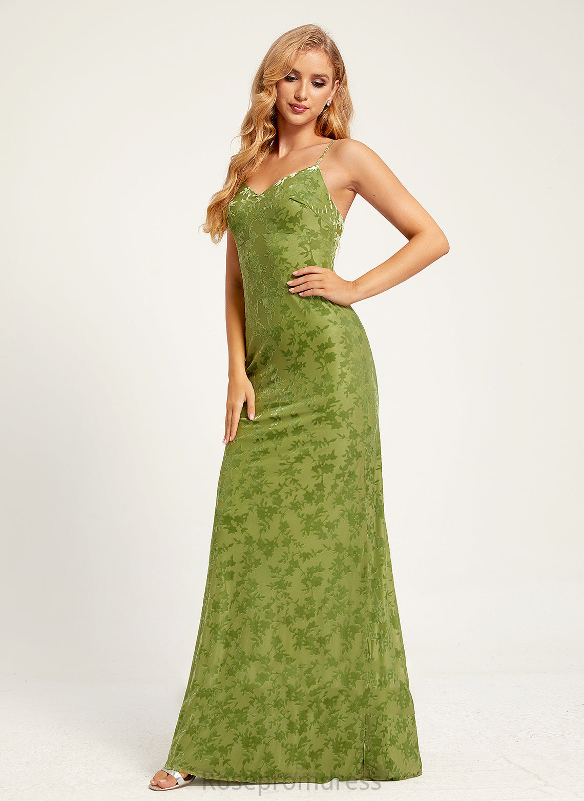 Length Neckline V-neck Flower(s) Silhouette Floor-Length Fabric Embellishment Sheath/Column Esperanza Sleeveless Natural Waist Bridesmaid Dresses