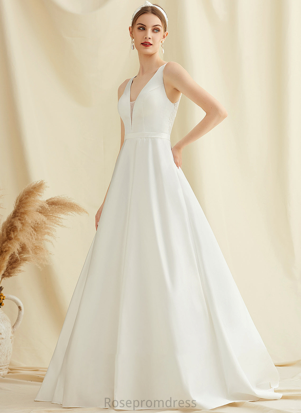Nicole With Lace Wedding Dresses Pockets Dress Train V-neck Satin Wedding Ball-Gown/Princess Sweep