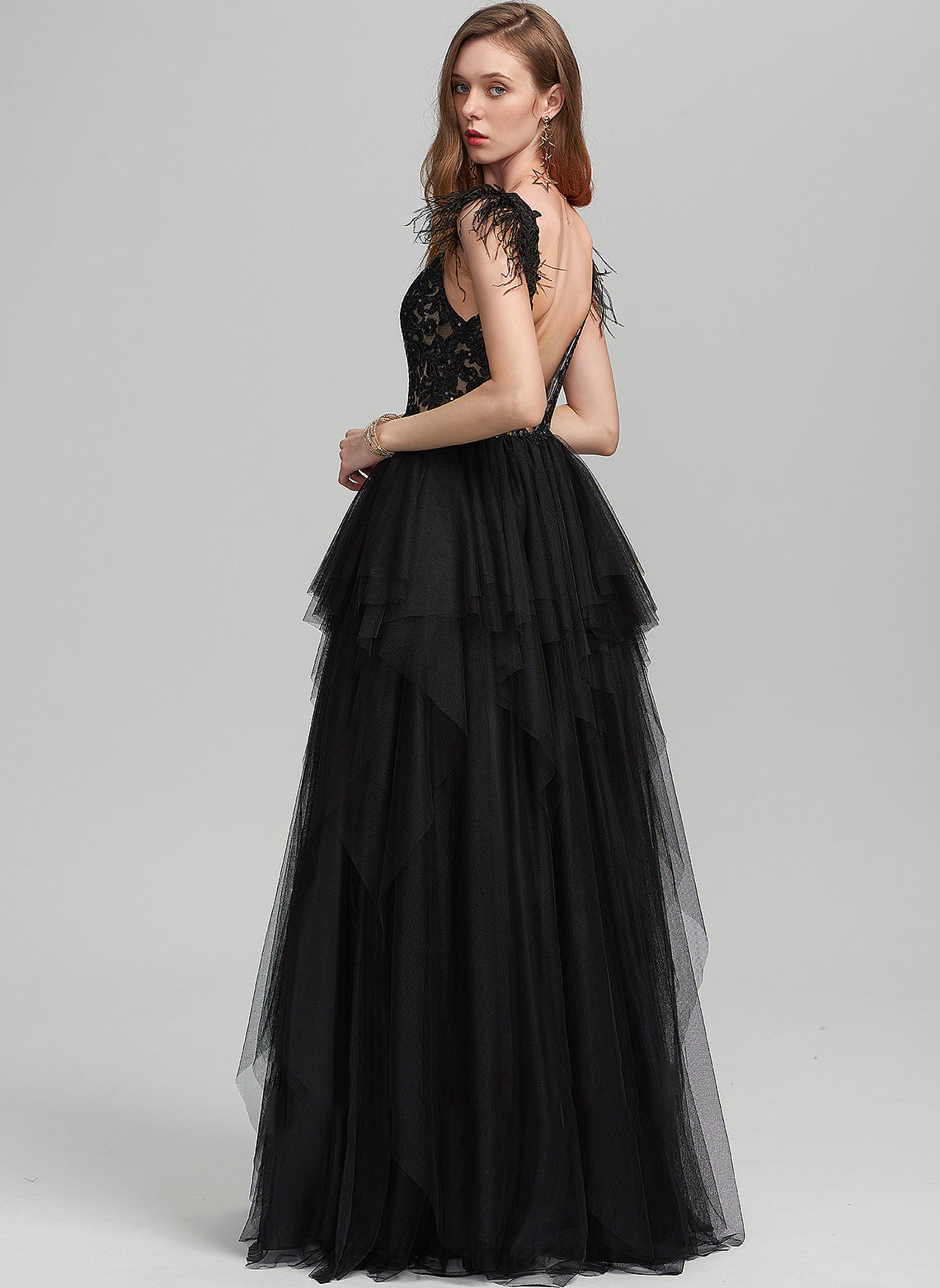 Prom Dresses Sequins V-neck Ball-Gown/Princess Feather Floor-Length Tulle With Elva
