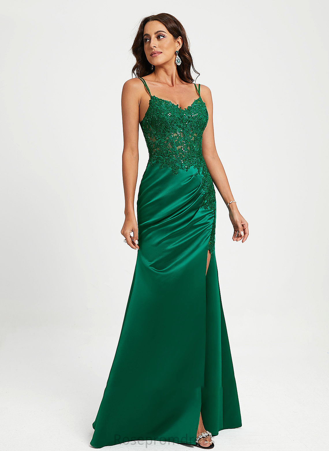 Savanah Sheath/Column Lace V-neck Satin Floor-Length Prom Dresses Sequins With