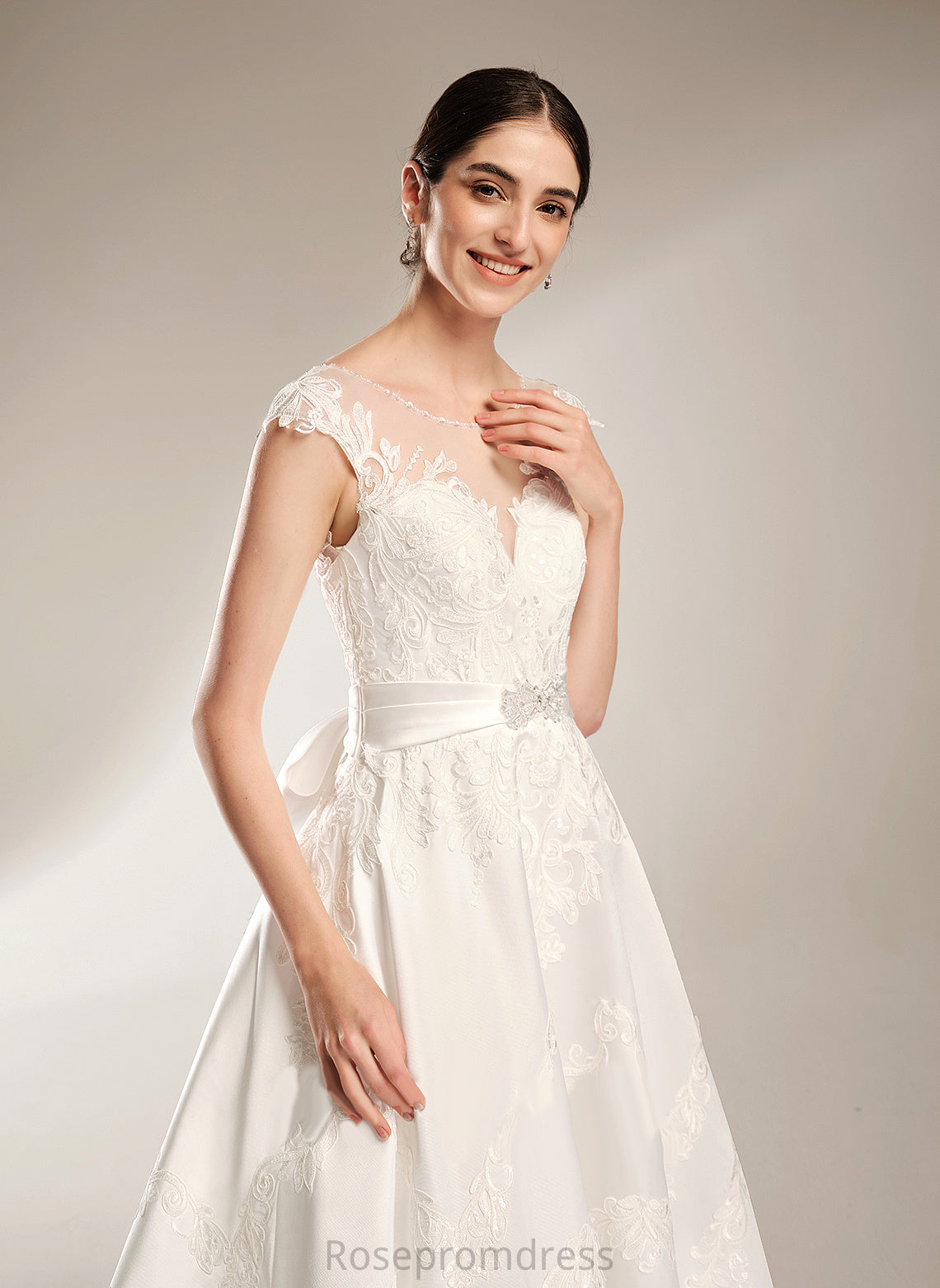 Scoop Beading Wedding Dresses With Luna Neck Satin Sequins Dress Chapel Ball-Gown/Princess Wedding Train