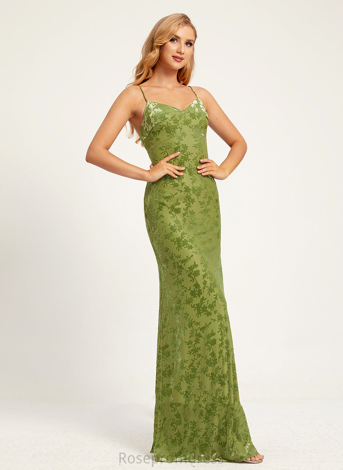 Length Neckline V-neck Flower(s) Silhouette Floor-Length Fabric Embellishment Sheath/Column Esperanza Sleeveless Natural Waist Bridesmaid Dresses