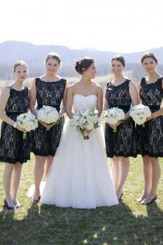 Simple Hot Scoop Open Back Lace Black Short Bridesmaid Dresses RS463