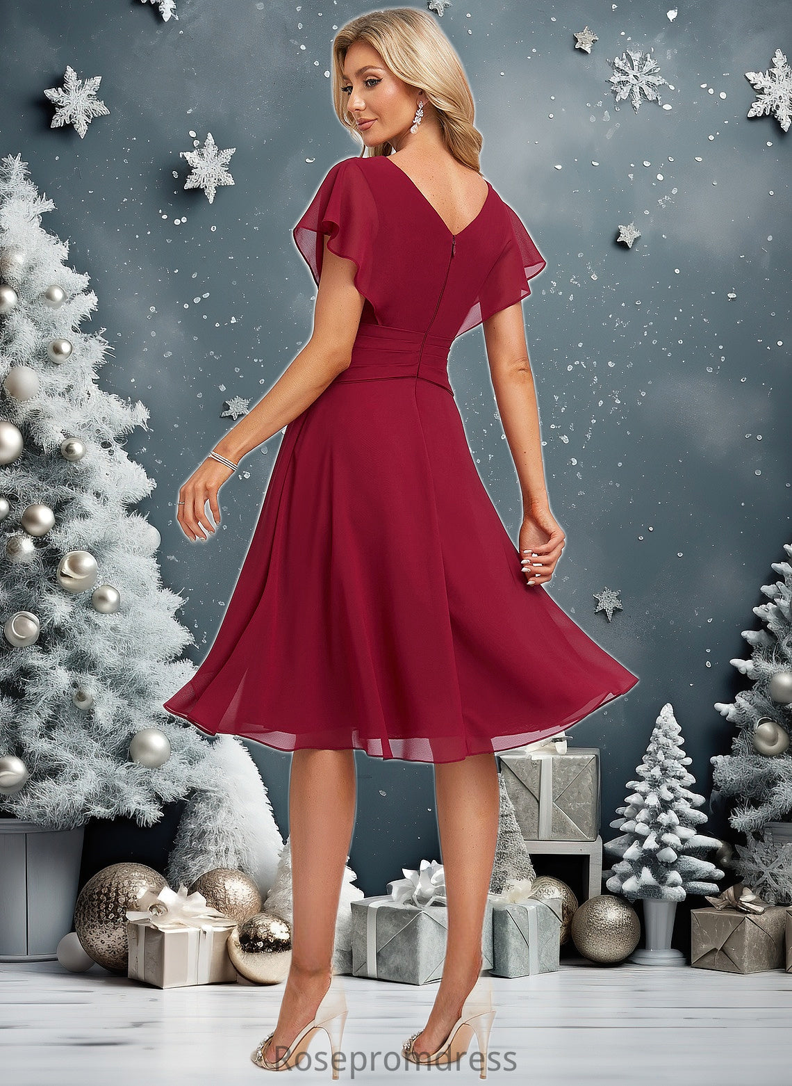 Vera A-line V-Neck Knee-Length Chiffon Homecoming Dress With Ruffle DSP0025716