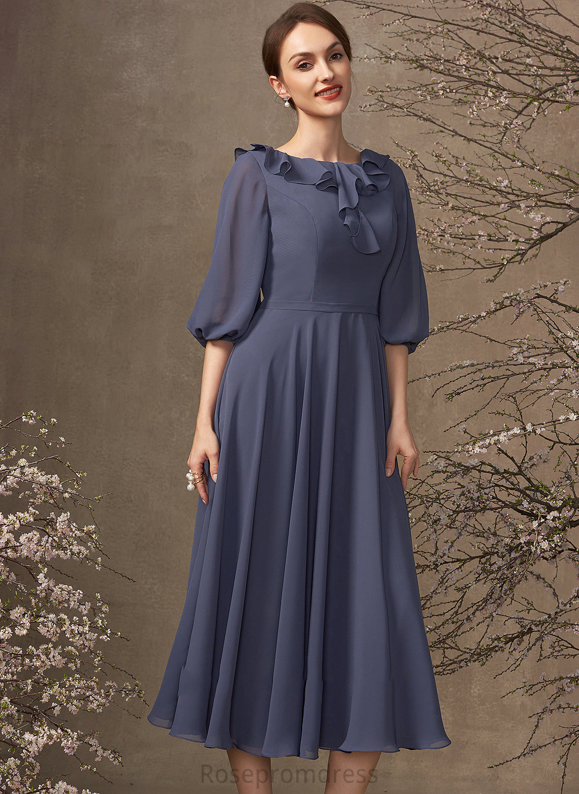A-Line Ruffles Mother With Dress Tea-Length Mother of the Bride Dresses Cascading the Bride Yuliana Scoop Chiffon of Neck