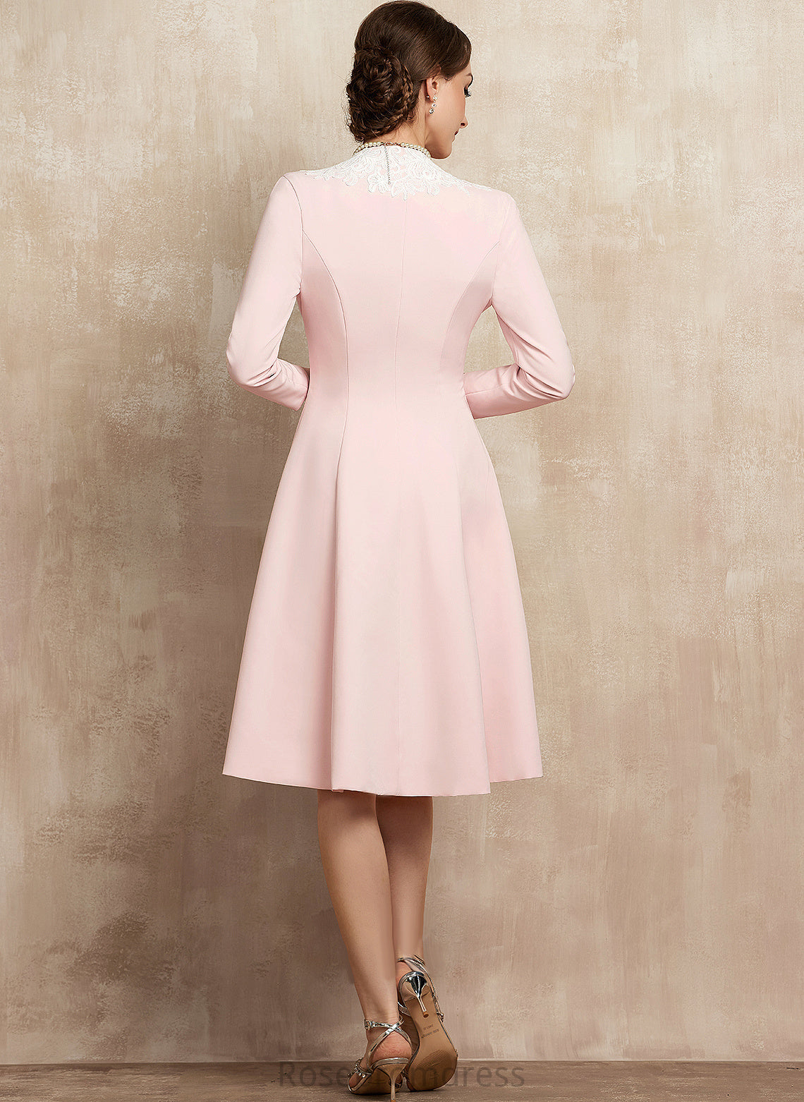 Sheath/Column V-neck Mother of the Bride Dresses Bride of the Crepe Dress Krista Knee-Length Stretch Mother