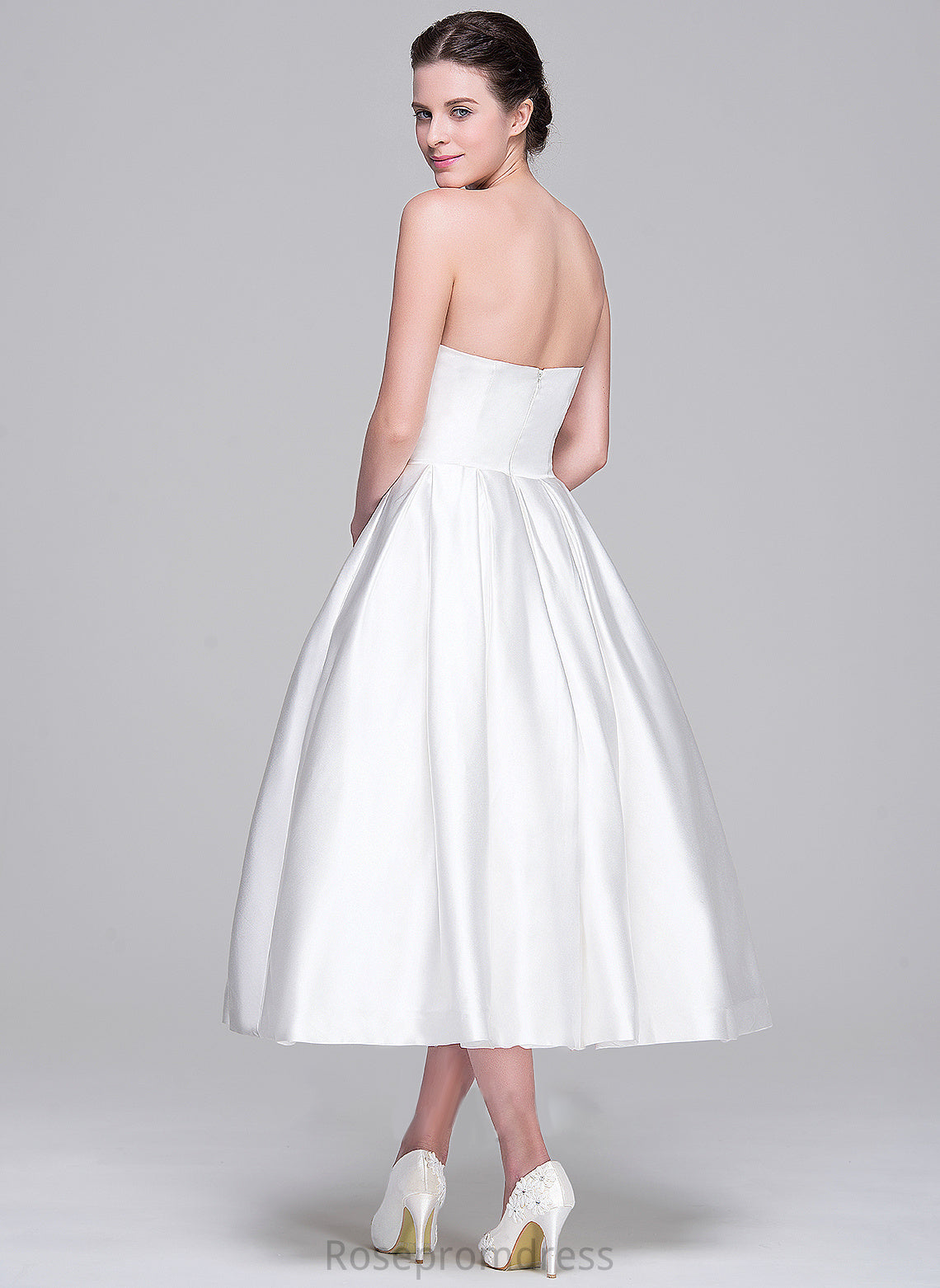 Satin Arely With Wedding Dresses Pockets Ball-Gown/Princess Sweetheart Dress Wedding Tea-Length