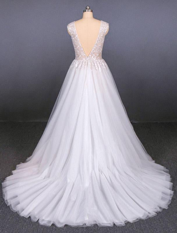A Line Straps V Neck Lace Appliques Tulle Wedding Dresses Long Wedding Gowns SRS15034