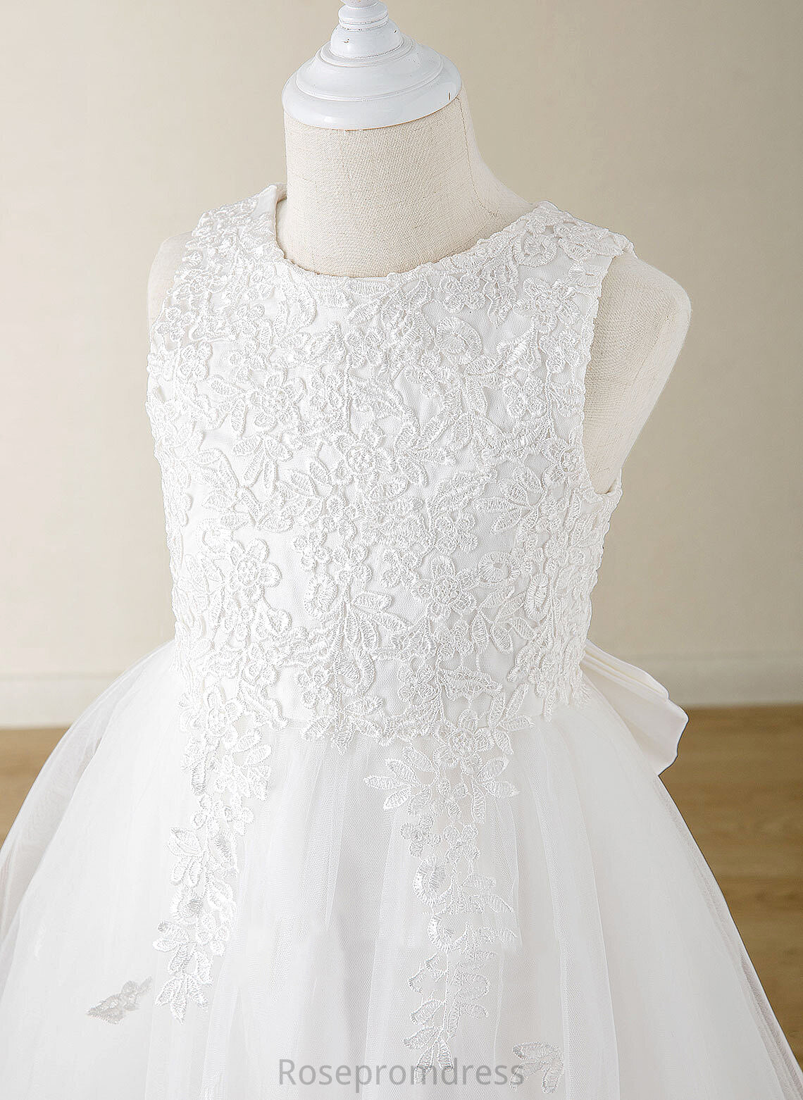 Tea-length Neck Girl Flower Mayra A-Line Satin/Tulle Scoop With Bow(s) Flower Girl Dresses Sleeveless Dress