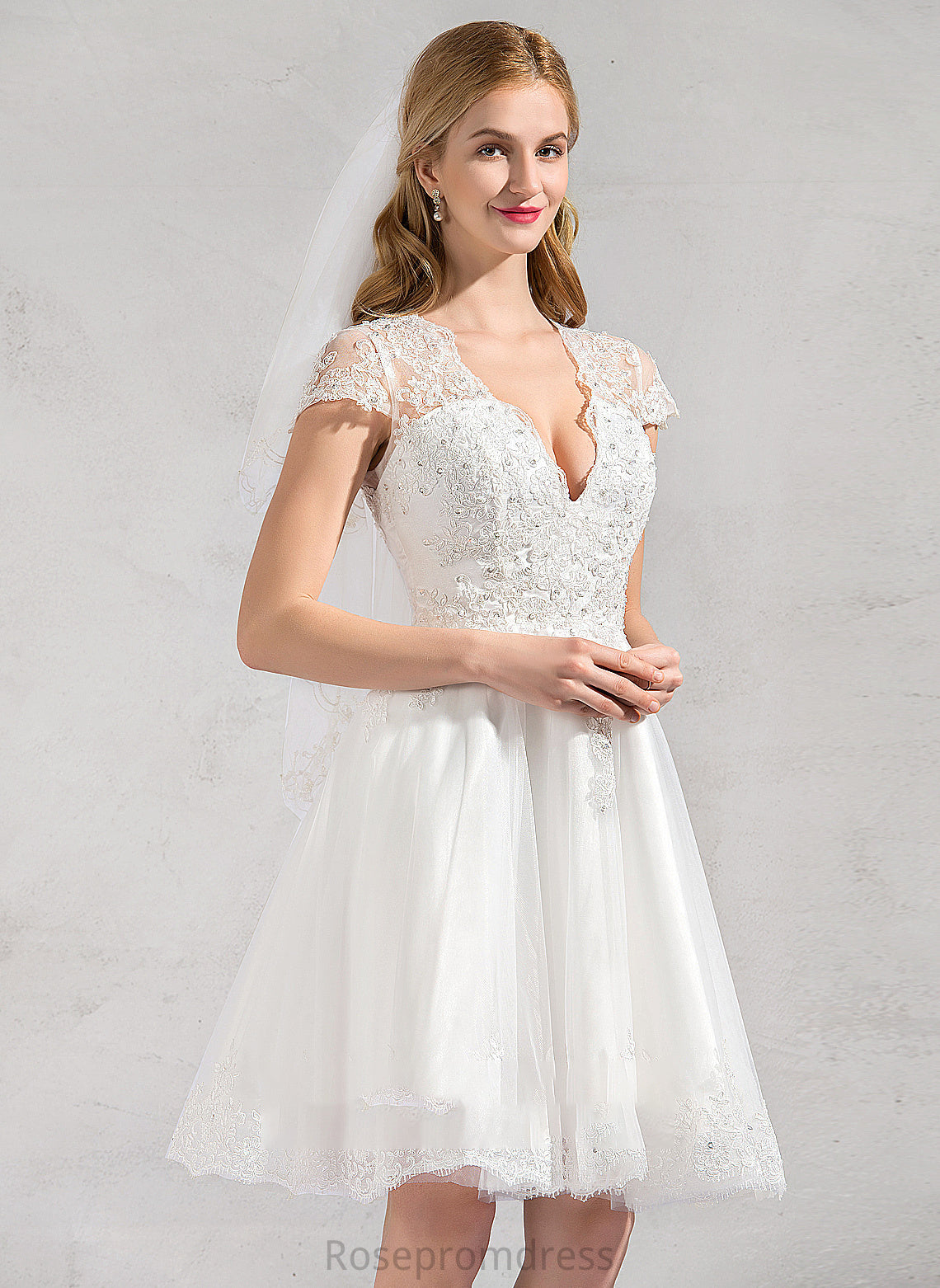 Appliques Wedding Dress Lace Knee-Length Selah Lace Sequins With Wedding Dresses A-Line V-neck Tulle Beading