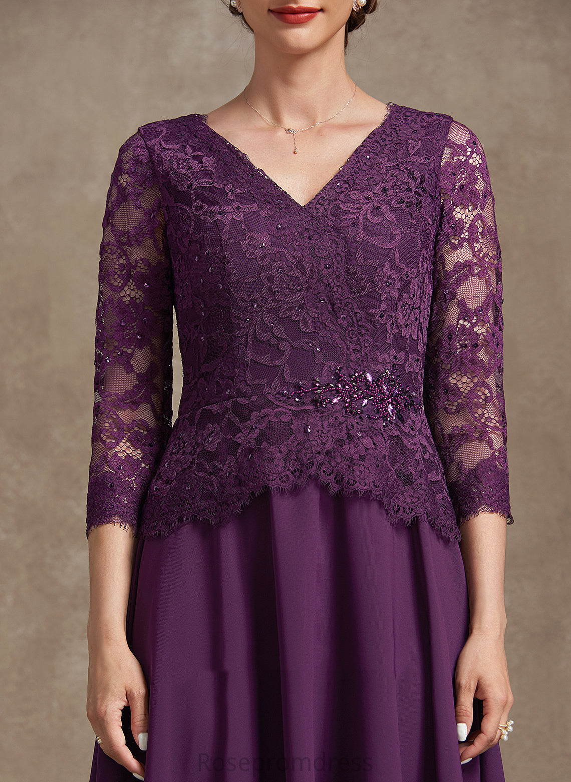 Dress of Mother of the Bride Dresses Beading With the Chiffon A-Line Sequins Bride Harper Lace Mother Knee-Length V-neck