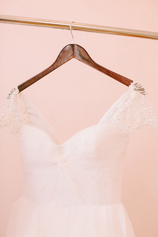 A-Line Short Sleeve Long Ivory Tulle Sweetheart Beaded Cute Backless Wedding Dresses RS335
