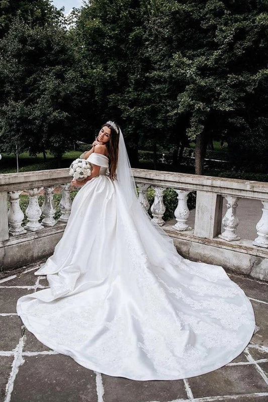 Ball Gown Off The Shoulder Satin White Sweetheart Wedding Dresses Wedding SRSP46AJRNZ