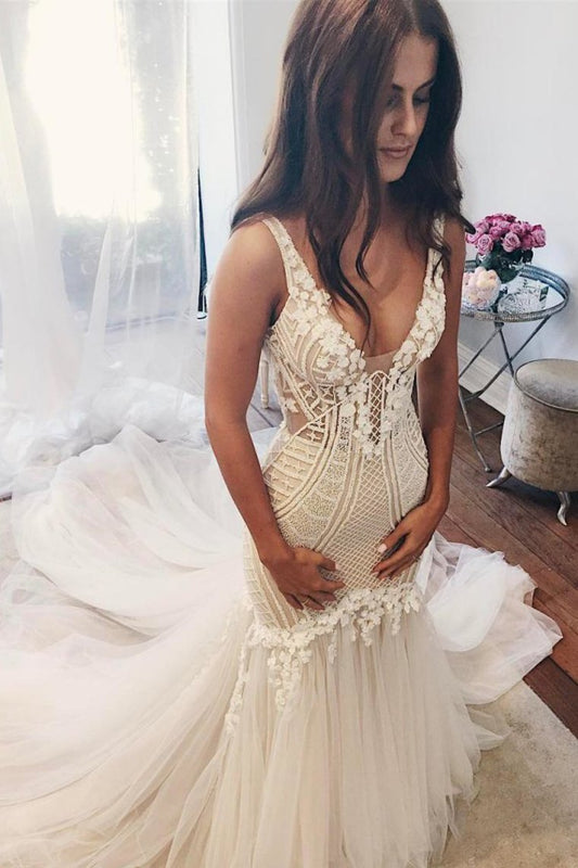 2024 Straps Mermaid Wedding Dresses Tulle With Applique And Beads
