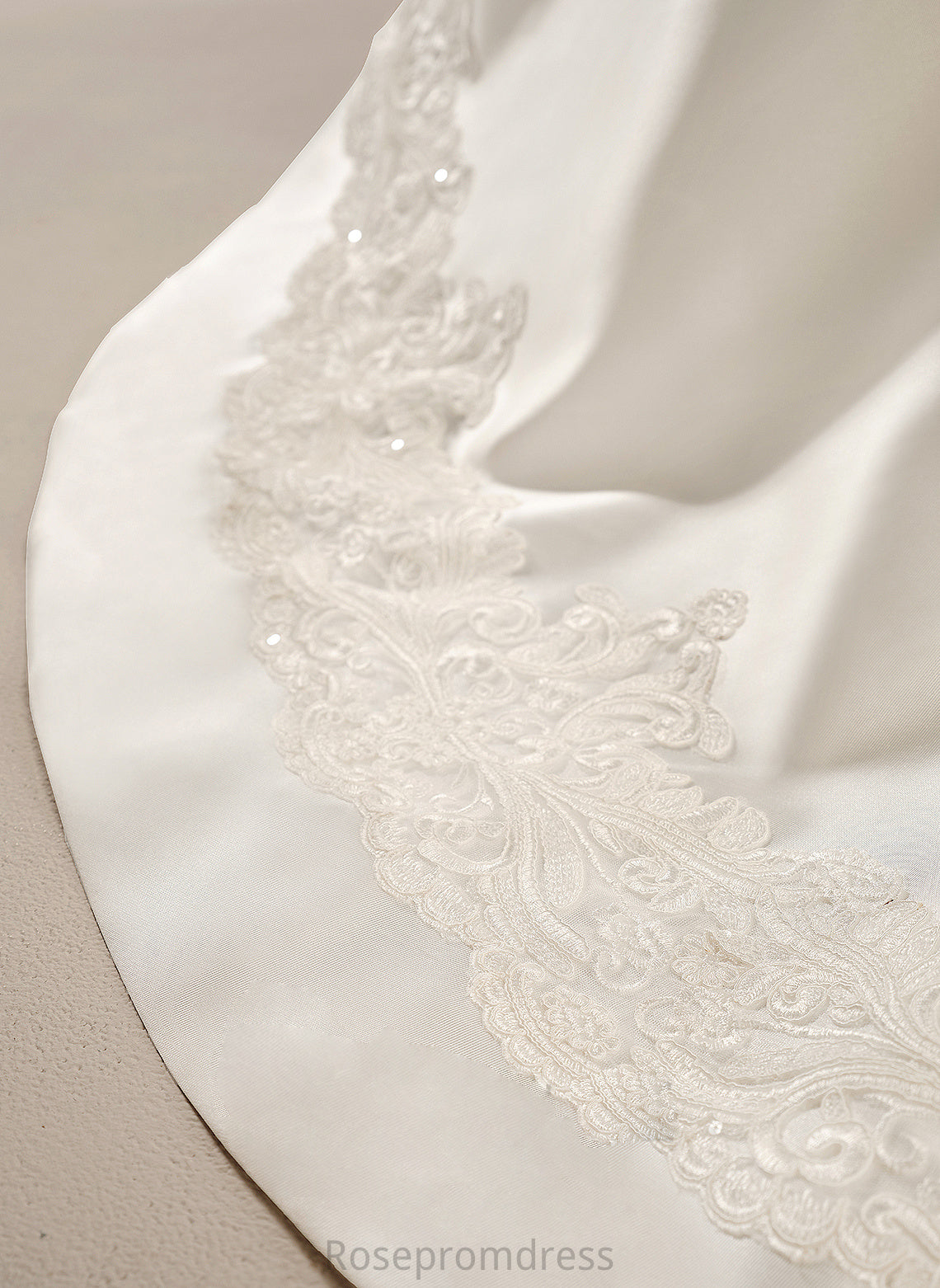 Scoop Beading Wedding Dresses With Luna Neck Satin Sequins Dress Chapel Ball-Gown/Princess Wedding Train