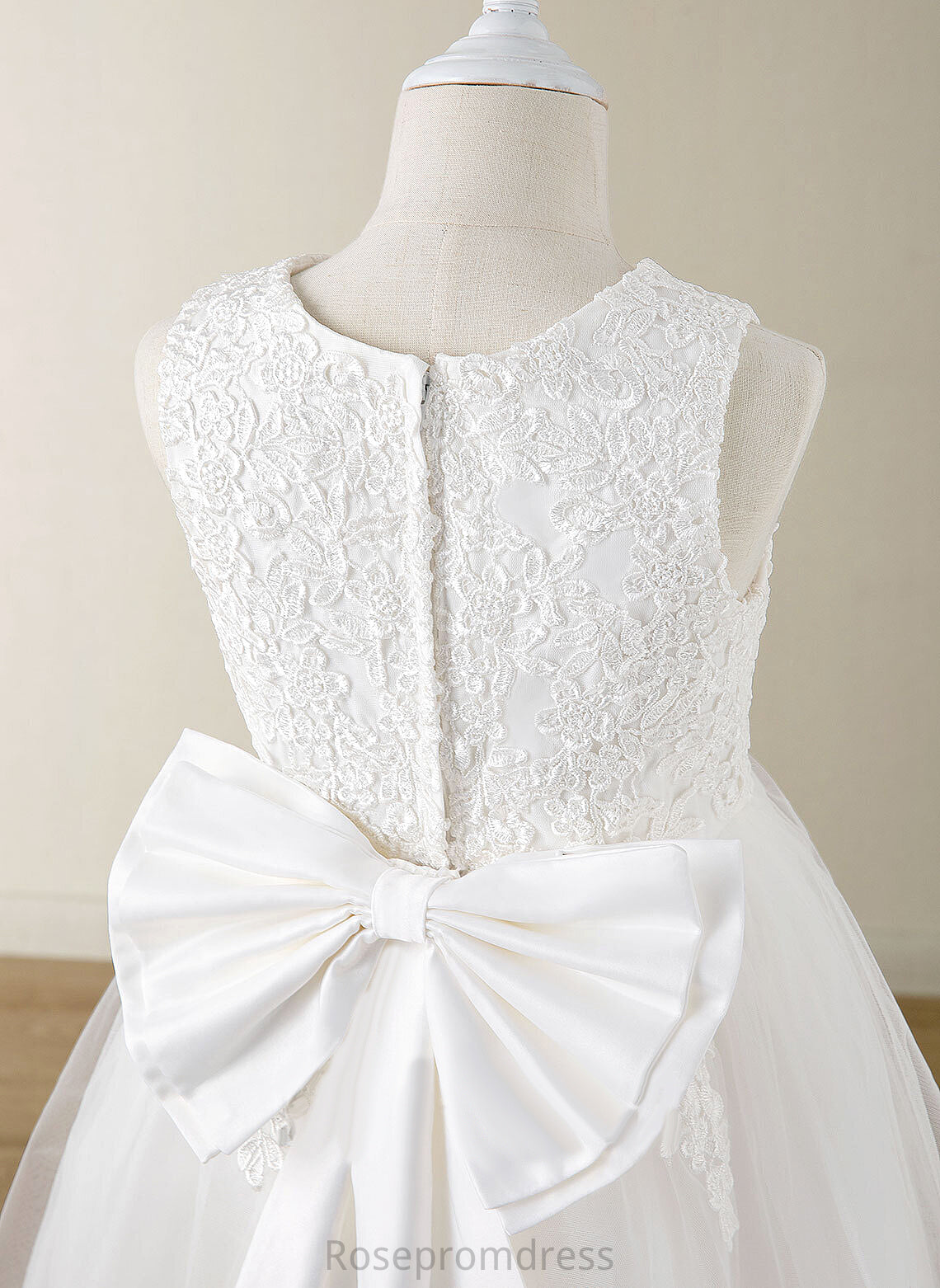 Tea-length Neck Girl Flower Mayra A-Line Satin/Tulle Scoop With Bow(s) Flower Girl Dresses Sleeveless Dress