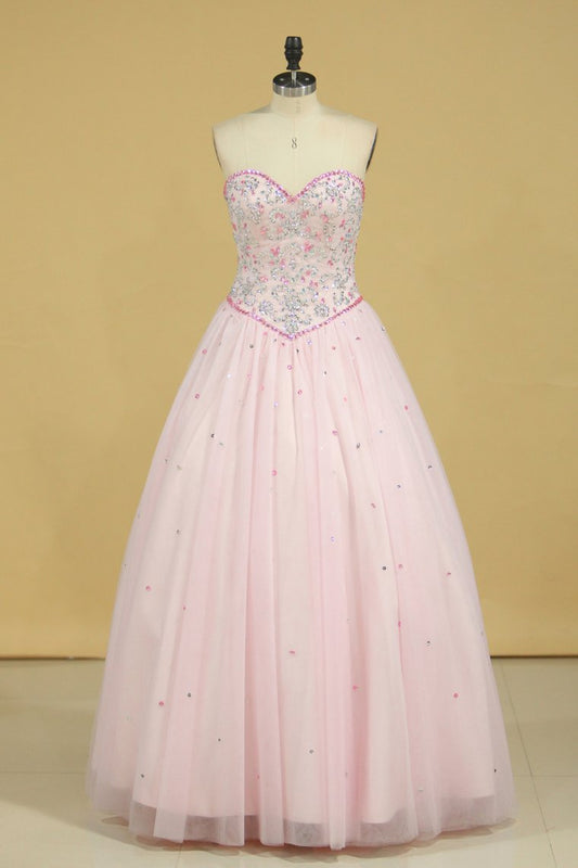 2024 Sweetheart Ball Gown Quinceanera Dresses Tulle With Beads And Rhinestones New