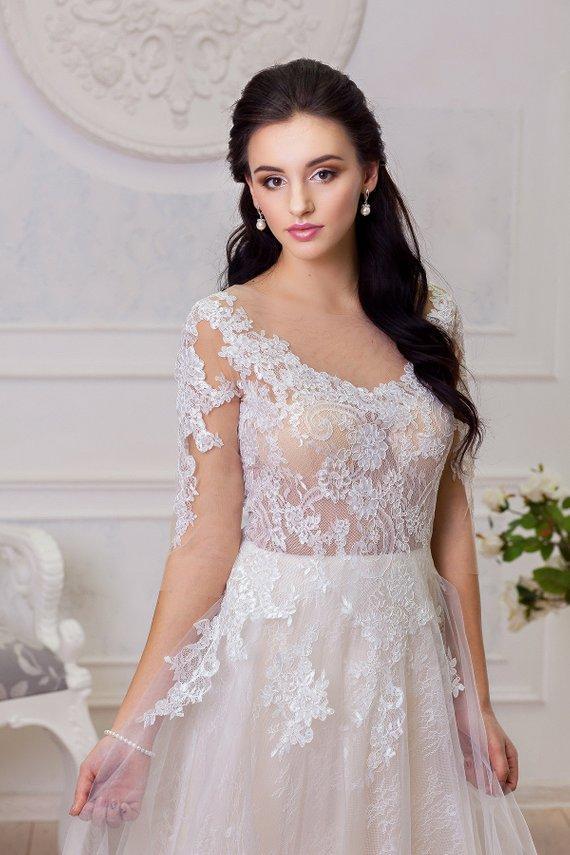 wedding dresses lace