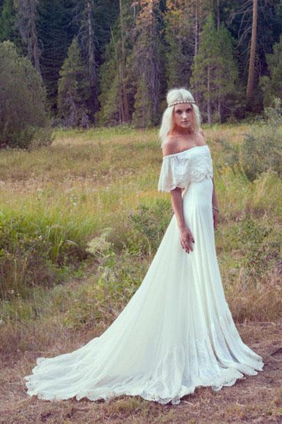 A Line Off the Shoulder Ivory Lace Beach Wedding Dresses Chiffon Bridal Dress W1096