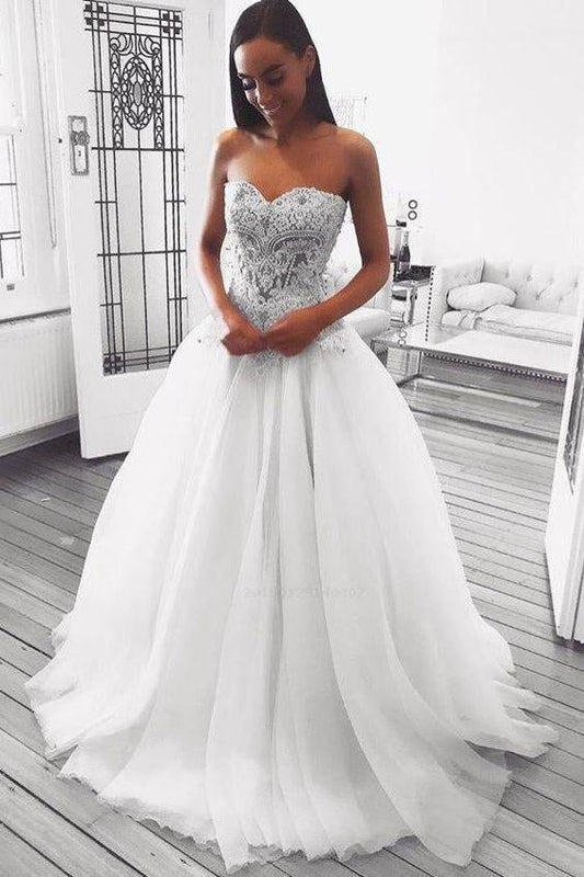 A Line Sweetheart Strapless Tulle Ivory Wedding Dresses with Beads Wedding Gowns W1083