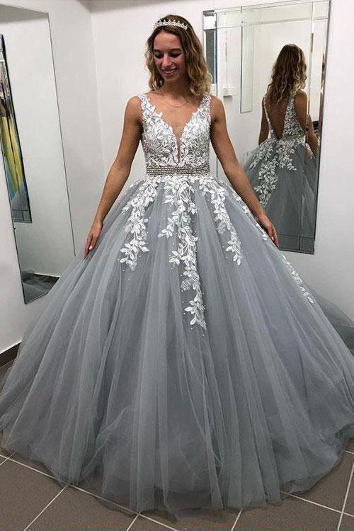 Ball Gown Gray V Neck Prom Dresses with Lace Appliques Quinceanera Dresses RS684