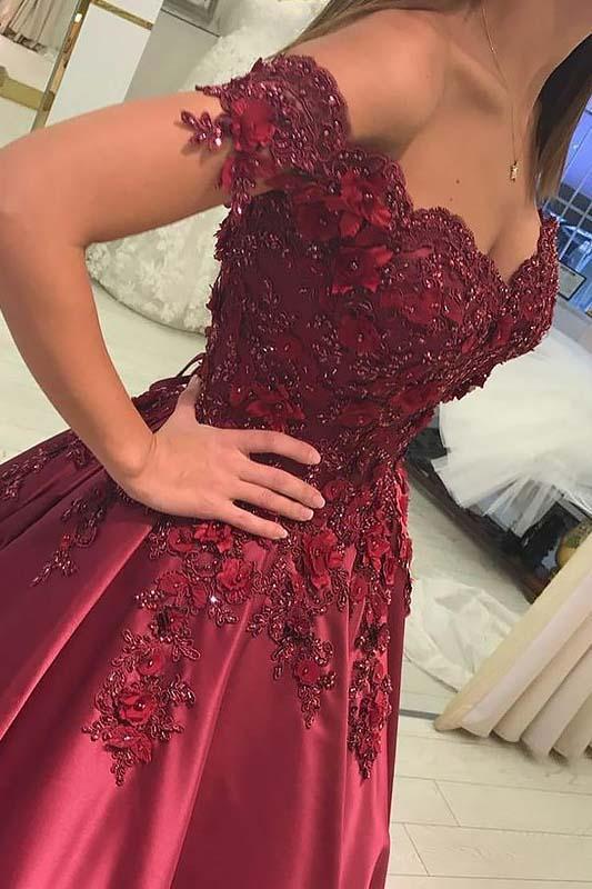 Ball Gown Red Lace Appliques Prom Dresses Off the Shoulder Quinceanera Dresses RS500