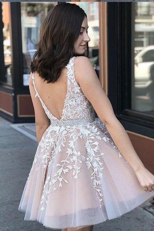 Cute A Line V Neck Lace Appliques Above Knee Hoco Dresses V Back Cocktail Dress H1043