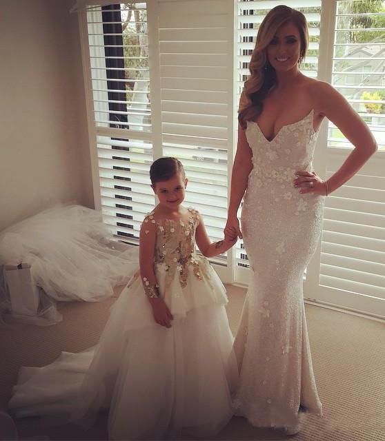 Cute Long Sleeve Tulle Flower Girl Dresses with Flowers Cheap Baby Dresses RS880