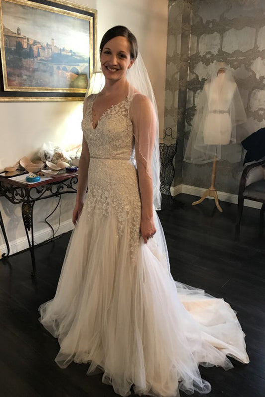 Elegant Sleeveless A Line Tulle Lace Wedding Dresses
