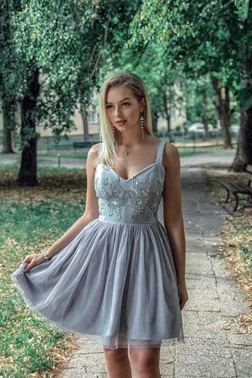 Gray V Neck Short Prom Dresses Straps Above Knee Homecoming Dress with Appliques H1142