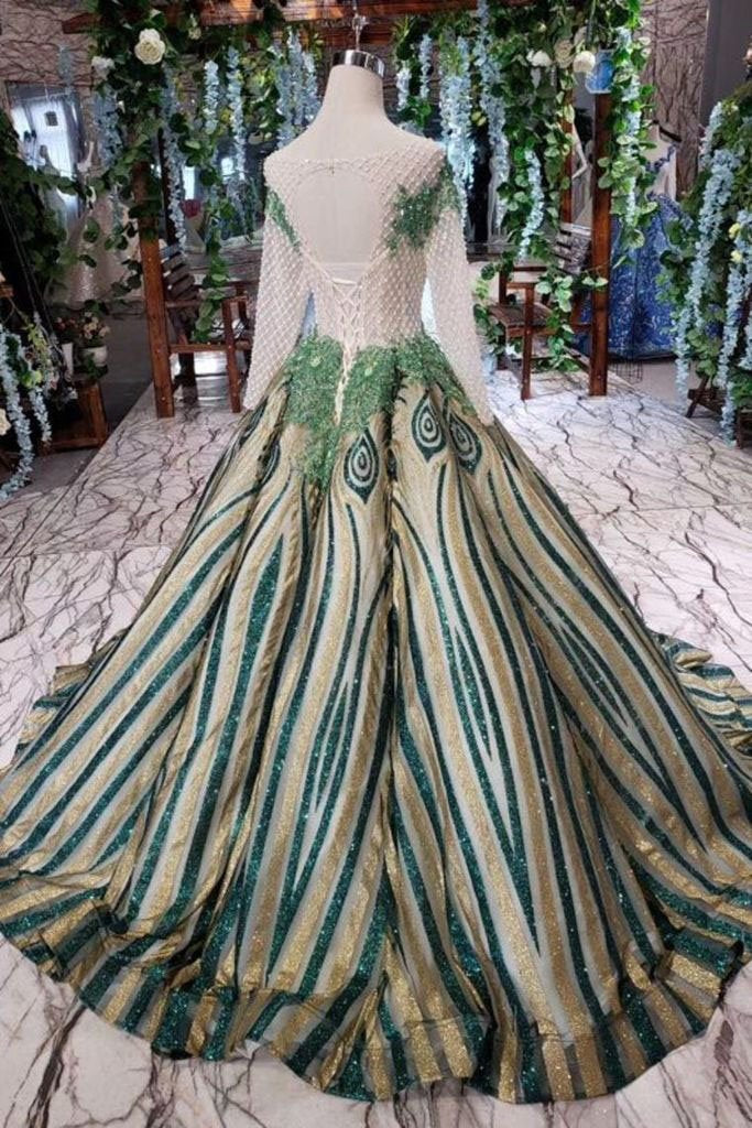Simple Puffy Long Sleeve Beads Graduation Dresses Sheer Neck Quinceanera Dress RS971