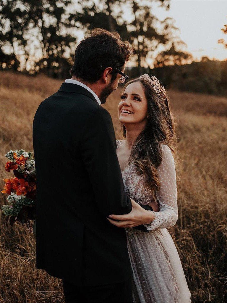 Polka Dot Long Sleeve Boho Wedding Dresses Lace Bohemian Backless Wedding Gowns W1055