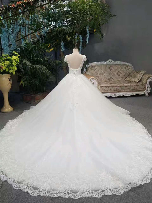 2024 New Arrival Wedding Dresses Lace Up Scoop Lace Up With Appliques And Beads