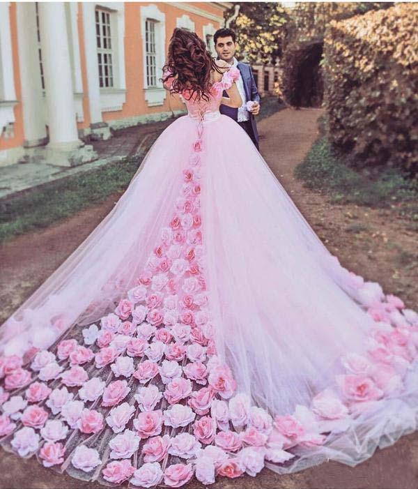 Pink Cathedral Off the Shoulder Ball Gown Vintage 3D Flower Applique Wedding Dresses RS379