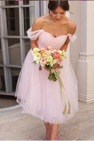 Pink Off the Shoulder Tulle Sweetheart Short Bridesmaid Dresses Homecoming Dresses H1258