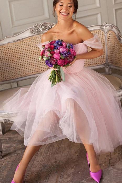 Pink Off the Shoulder Tulle Sweetheart Short Bridesmaid Dresses Homecoming Dresses H1258