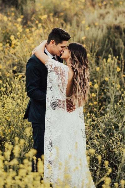 Rustic Batwing Sleeve Lace Ivory Wedding Dresses Ivory Sheath Boho Wedding Dresses W1059
