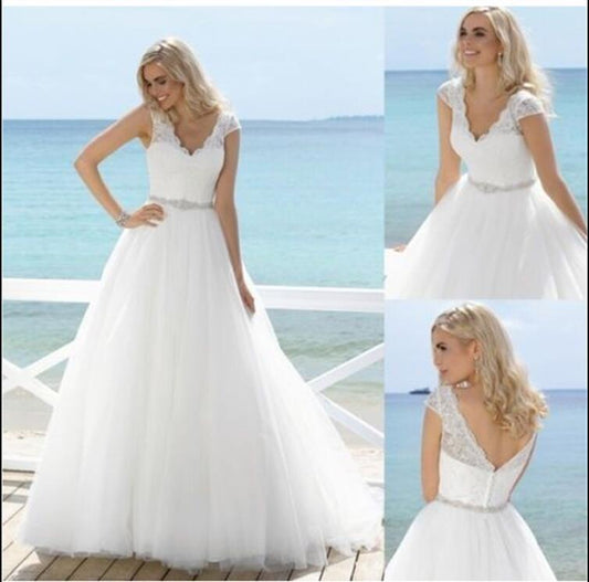 2024 Simple White V-Neck Sleeveless Tulle Lace Beads Floor-Length Wedding Dress RS752