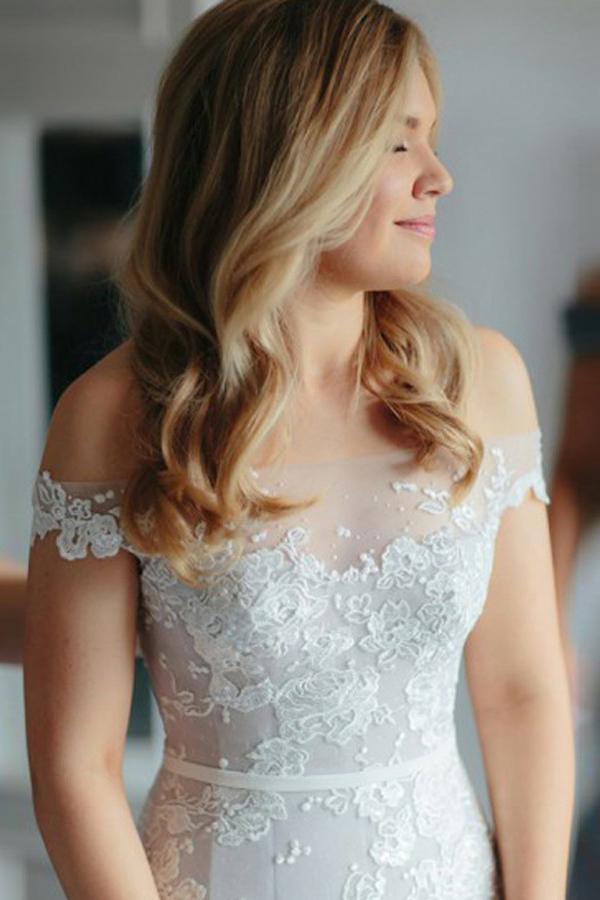 Sheath Off the Shoulder Court Train Ivory Tulle Wedding Dresses with Lace Appliques RS203