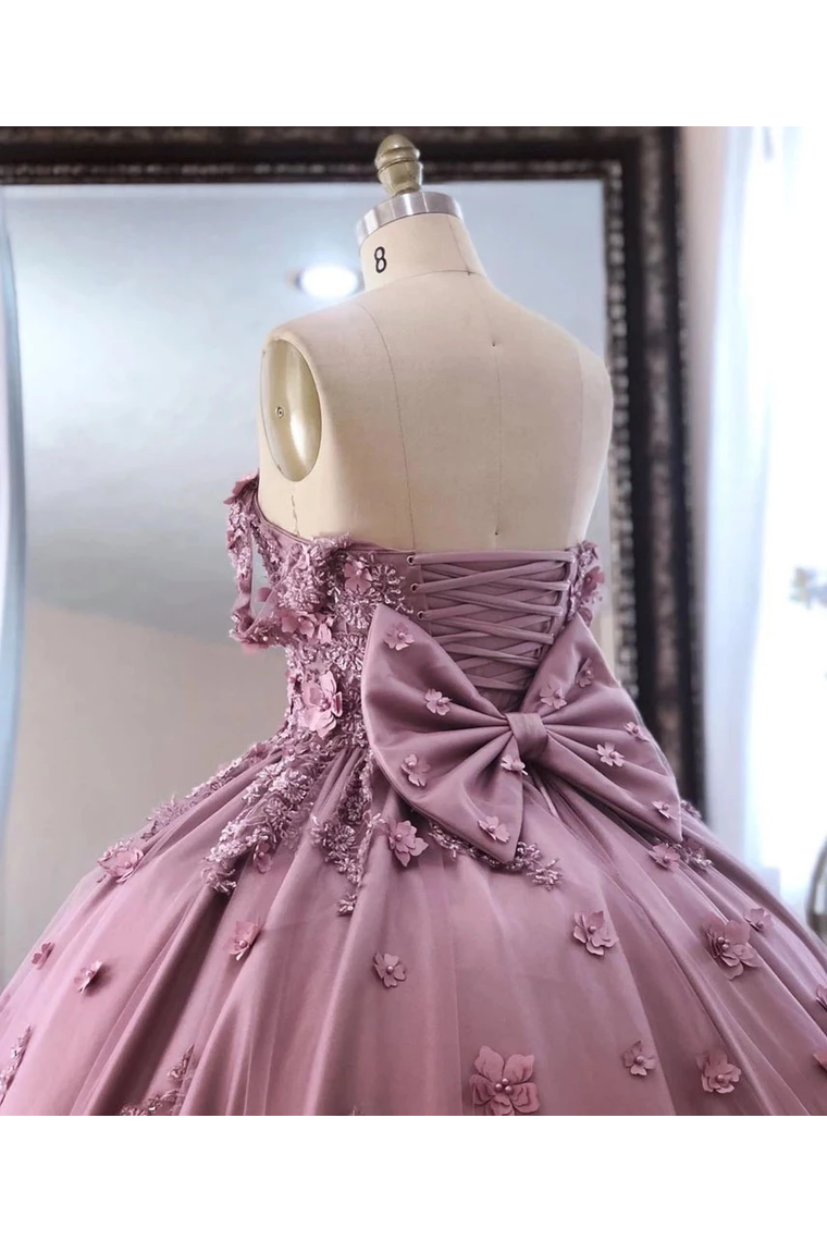 Ball Gown Off The Shoulder Tulle Quinceanera Dress With Lace Appliques Puffy Prom SRSP3HM7KB3