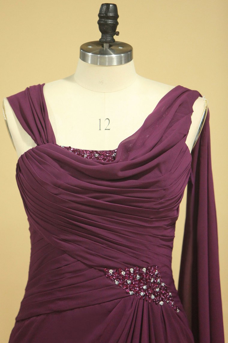 2024 Straps Mother Of The Bride Dresses Chiffon With Beading And Ruffles Sheath