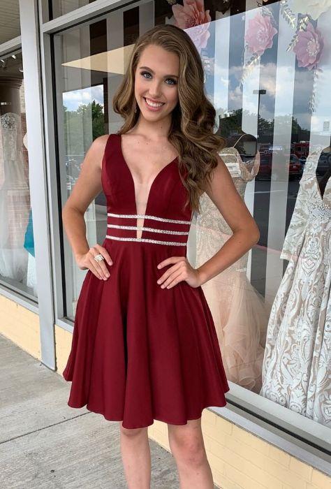 A-Line Short Burgundy Giselle Homecoming Dresses CD10693