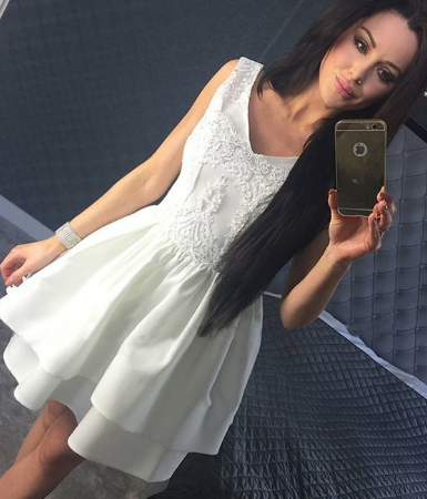 A-Line V-Neck Short With Pleats Homecoming Dresses Ivory Satin Lace Summer Simple CD1110