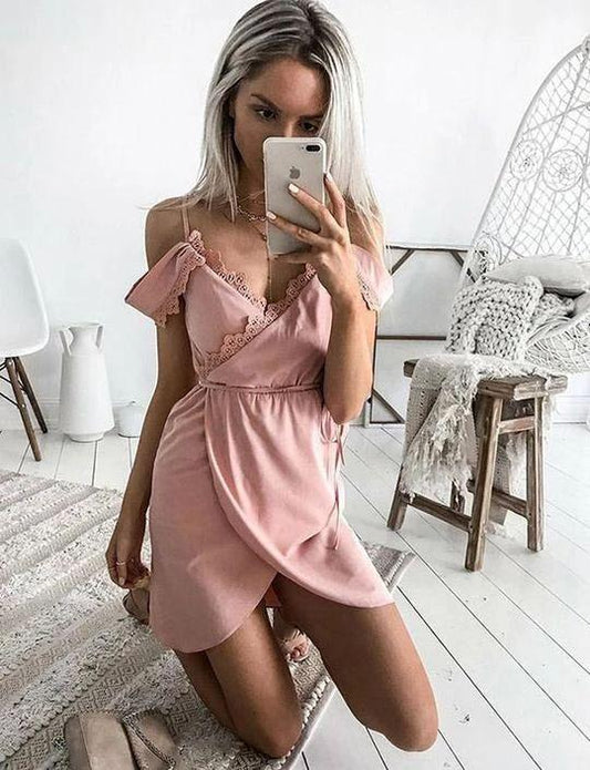 V Neck Sleeveless Short Dresses Paola Cocktail Homecoming Dresses Lace CD3275