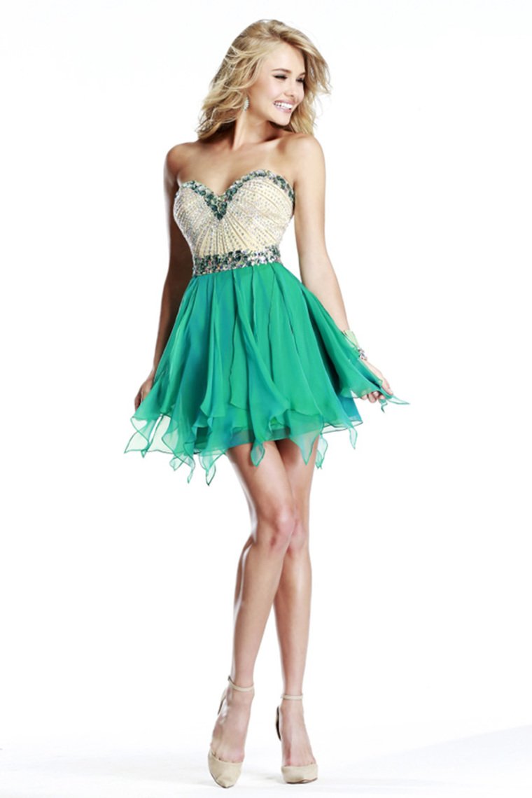 2024 Stunning Homecoming Dresses Sweetheart A Line Short/Mini With Beads New Arrival