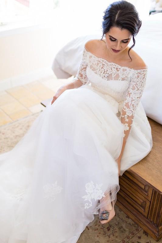 Long Sleeve Off the Shoulder Tulle Wedding Dresses, A line Lace Elegant Wedding Gowns SRS15244